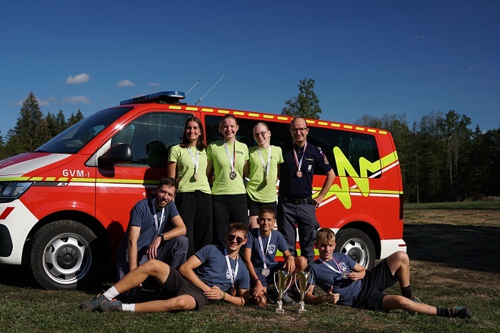 Mladinci Šentjošta in pripravnice Dvora do bronaste medalje na državnem tekmovanju v orientaciji
