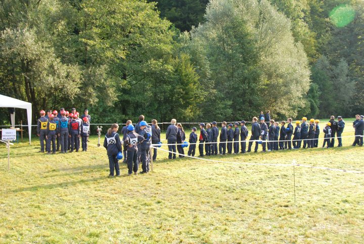Mladinsko občinsko tekmovanje v gasilsko-športnih disciplinah v Zalogu uspelo